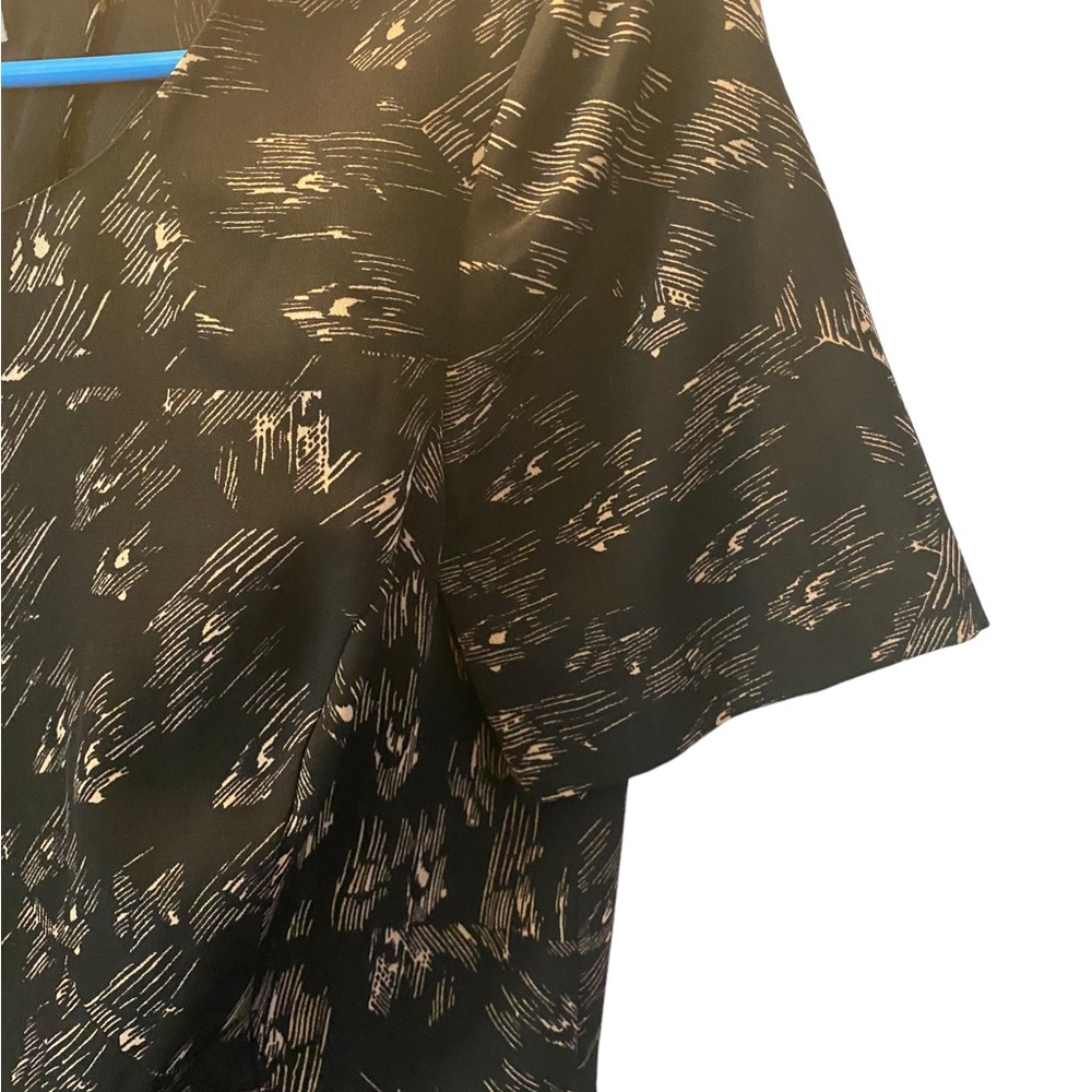 Bcbgeneration Lined Printed Short Sleeve Dress - image 4